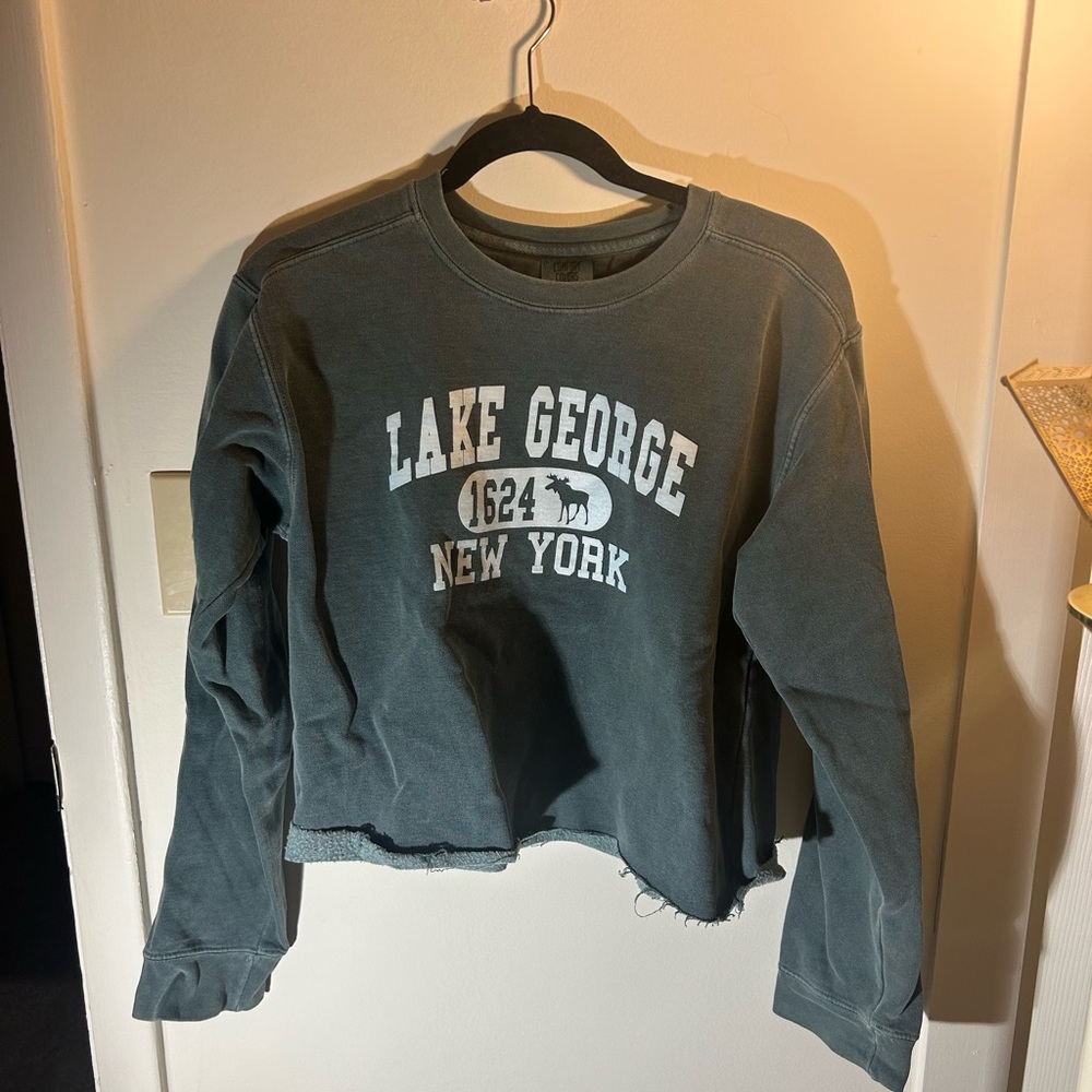 Lake George crewneck